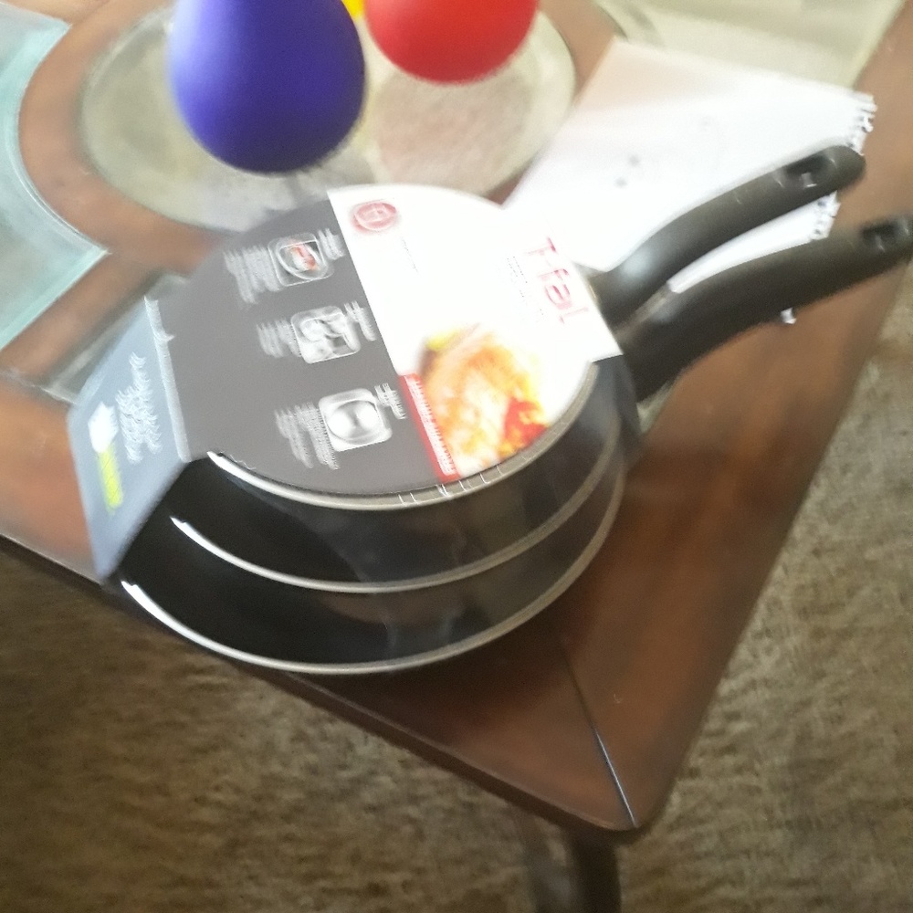Set 3 of pans